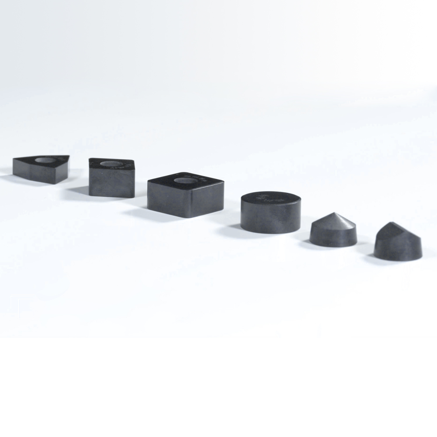 立方氮化硼刀片：干切還是濕切？